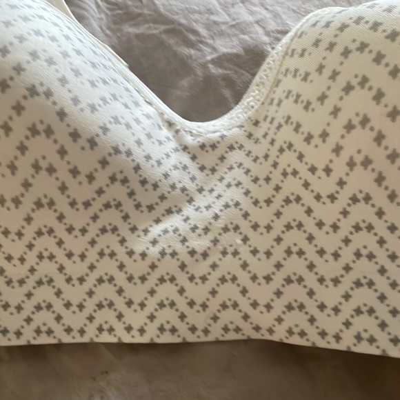 Hanes G199 Comfort Flex Fit Wireless Bra - Picture 13 of 16